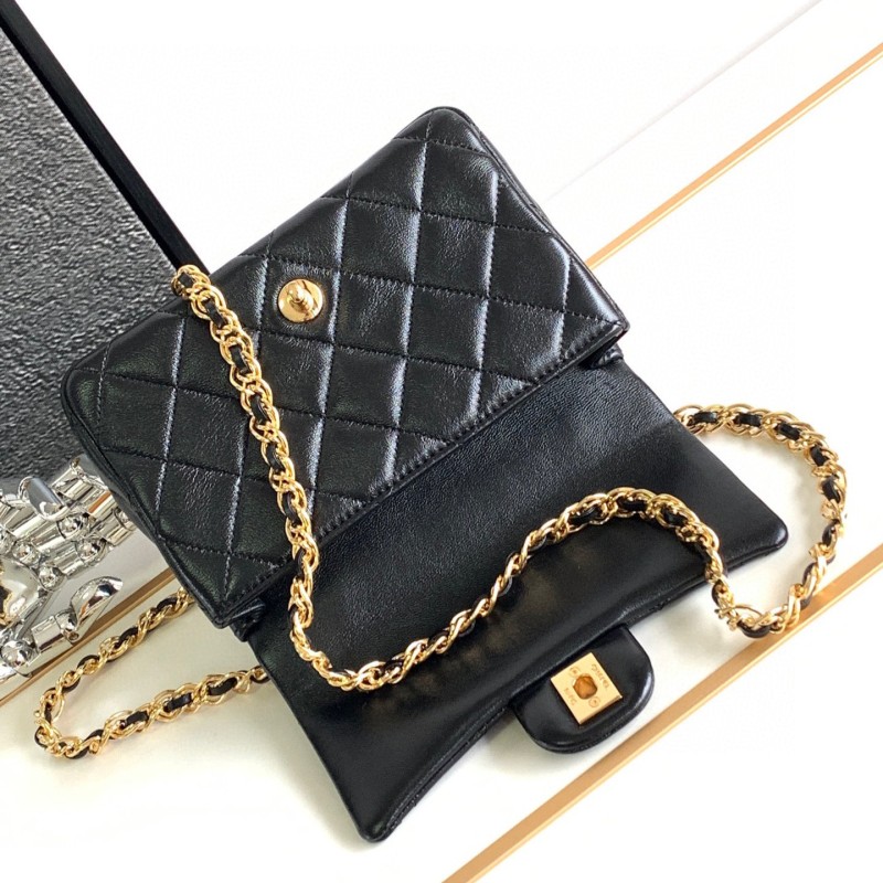 Chanel 23S Handle Classics 