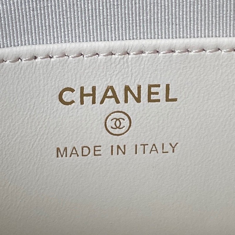 Chanel 23B Handle Flap 