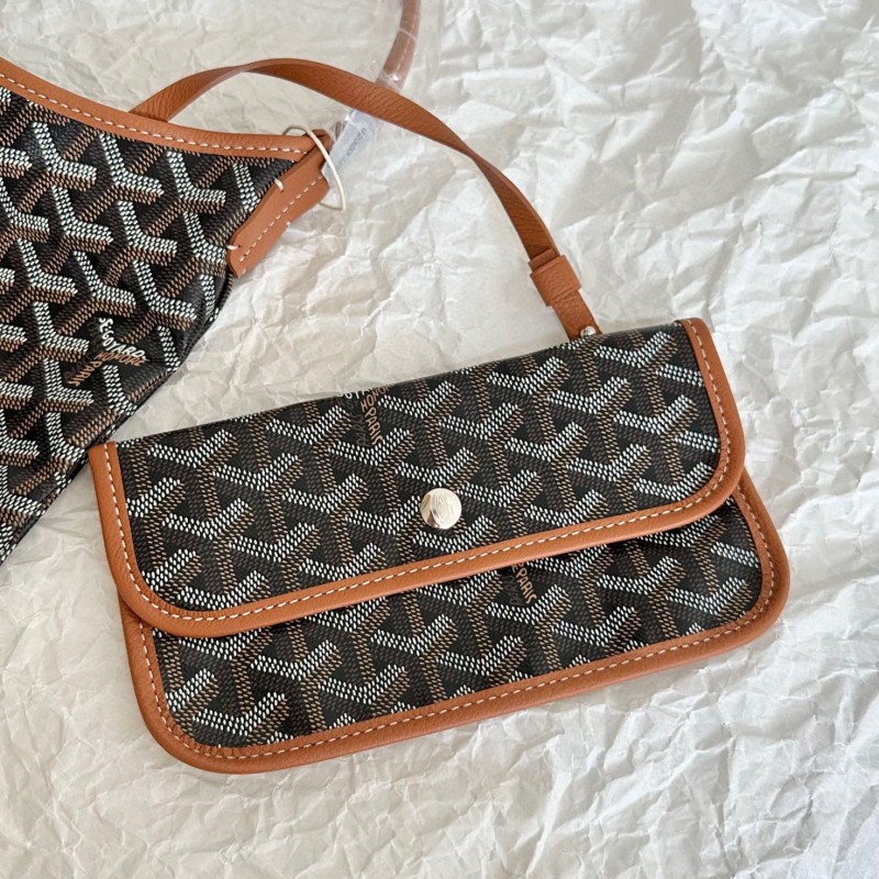Goyard Hobo