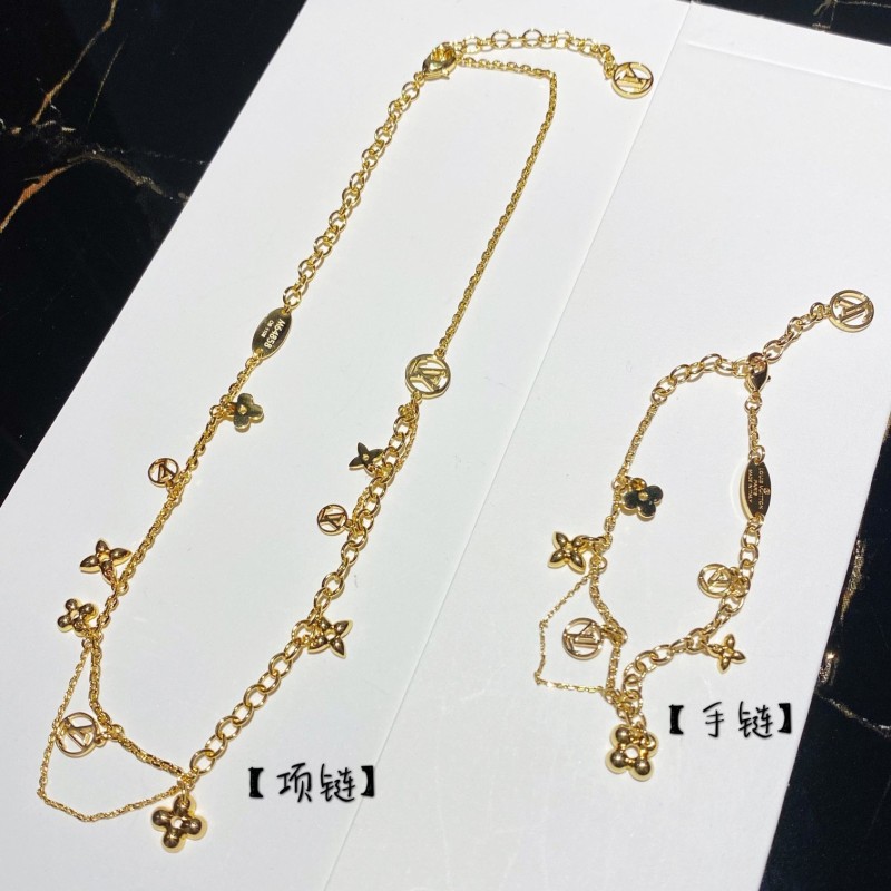 LV Necklace / Bracelet 