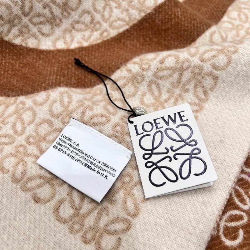 Loewe Blanket