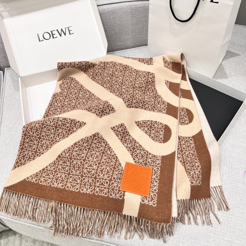 Loewe Blanket