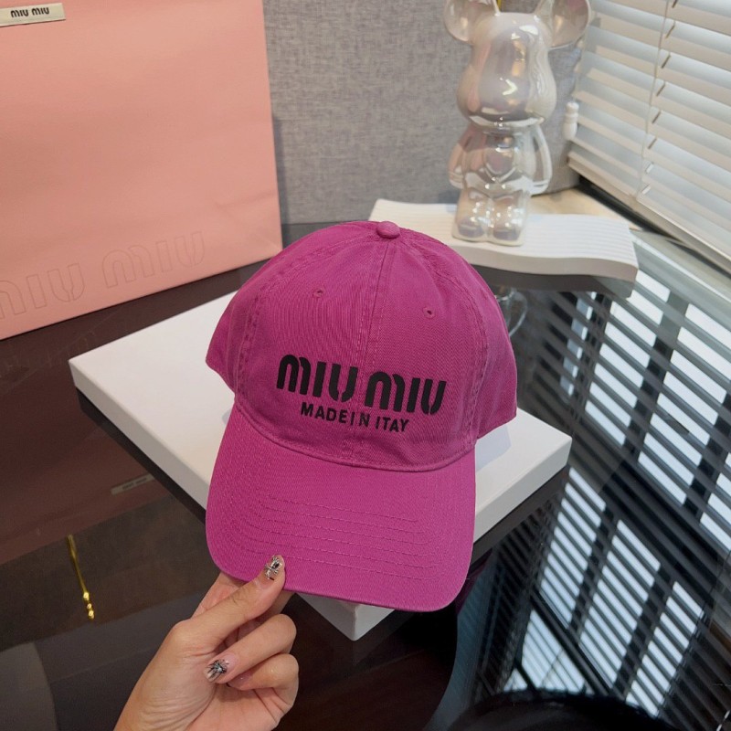 MiuMiu Cap