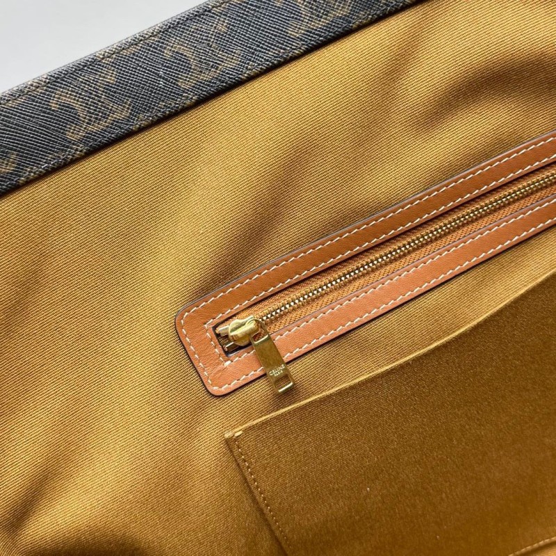 Celine Tote