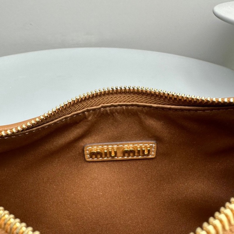 MiuMiu Hobo