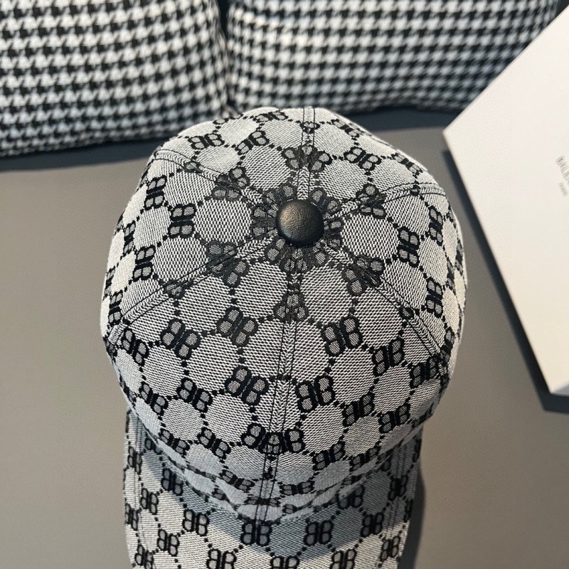 Balenciaga Cap