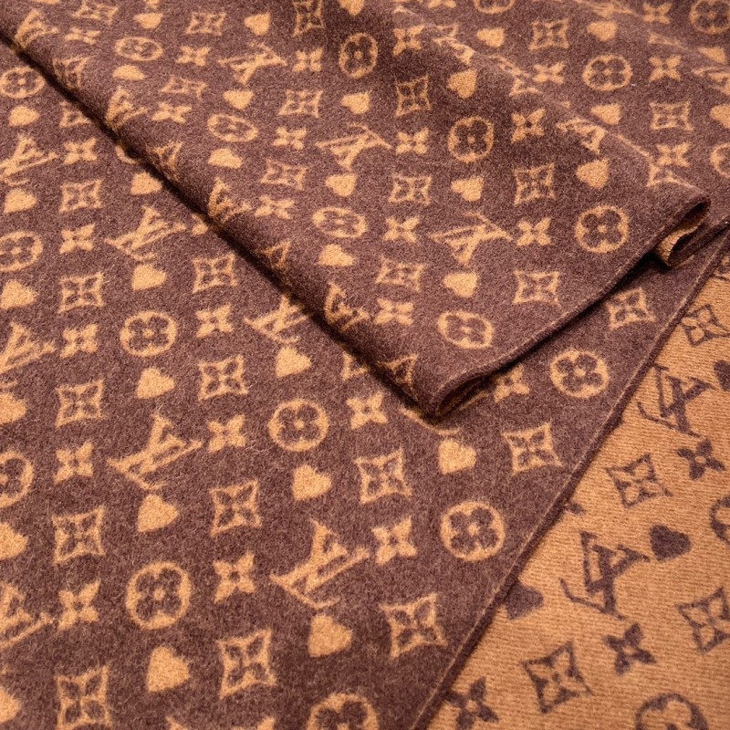LV Scarf