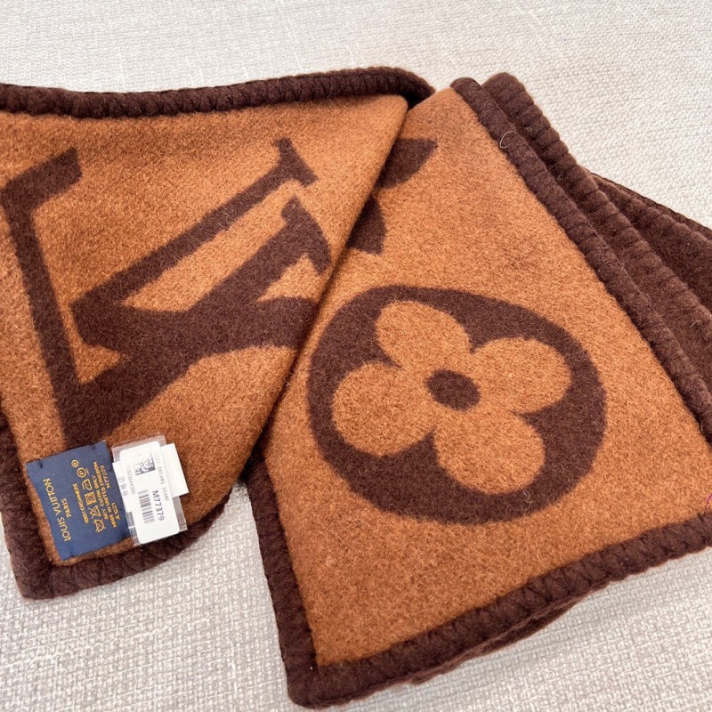 LV Scarf