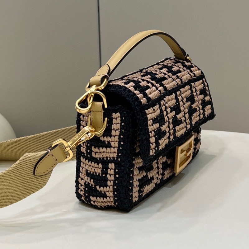 Fendi Baguette 