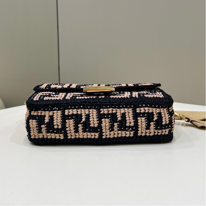 Fendi Baguette 