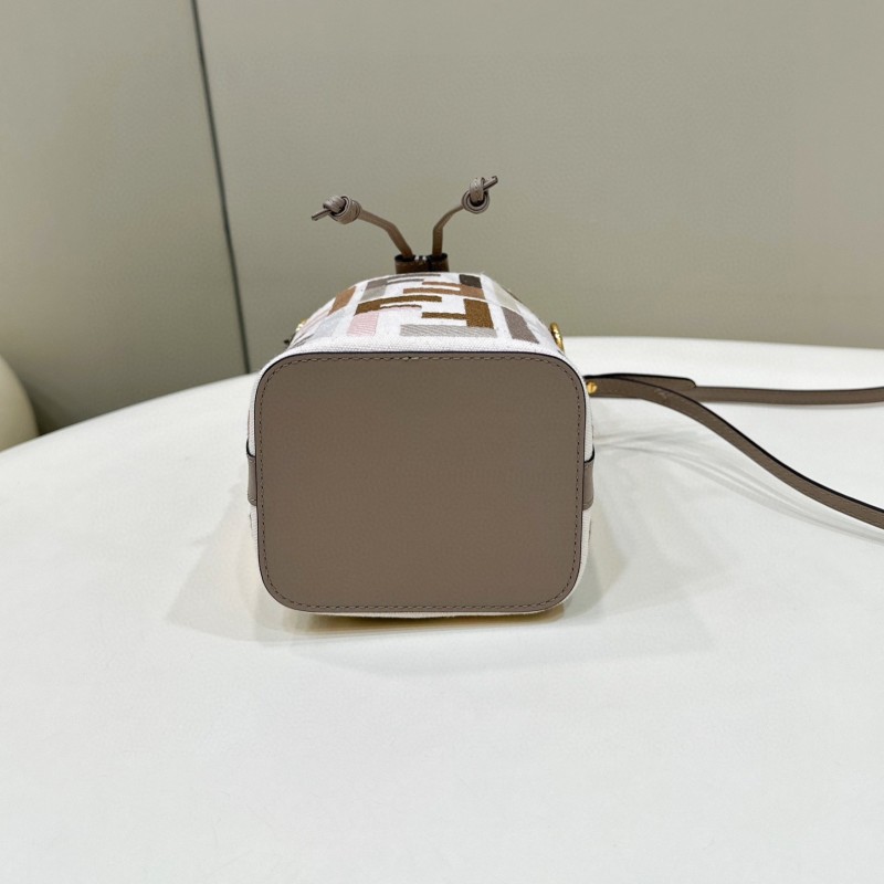 Fendi Mini 水桶包