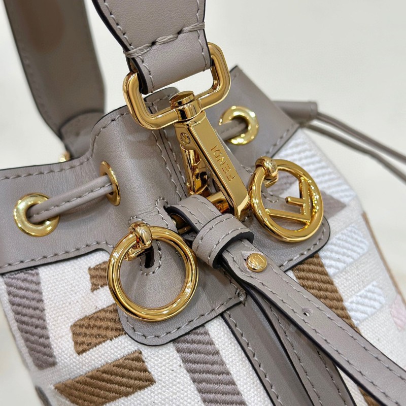 Fendi Mini 水桶包