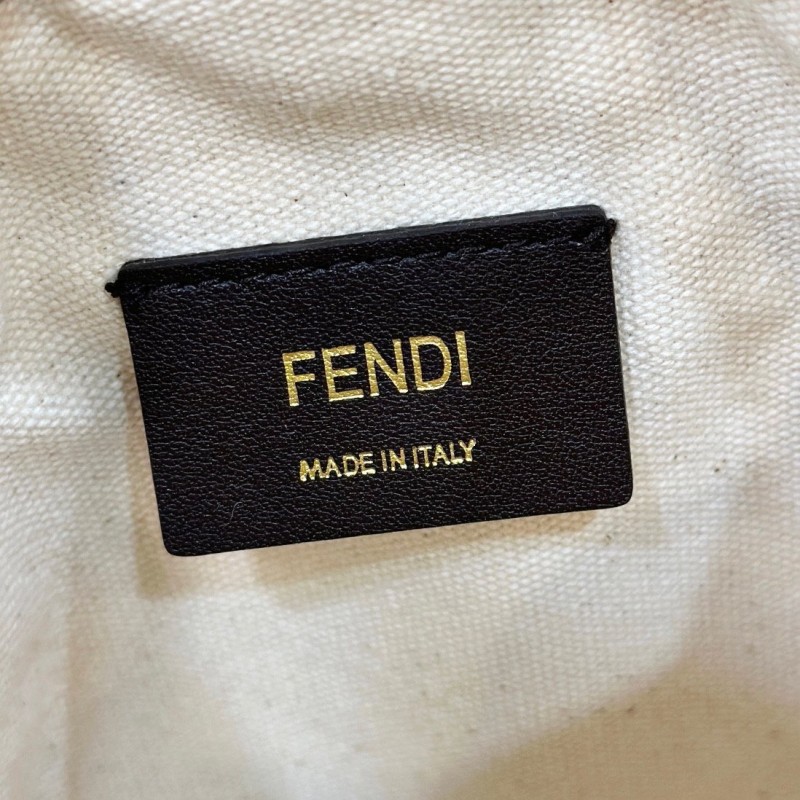 Fendi Mini 水桶包
