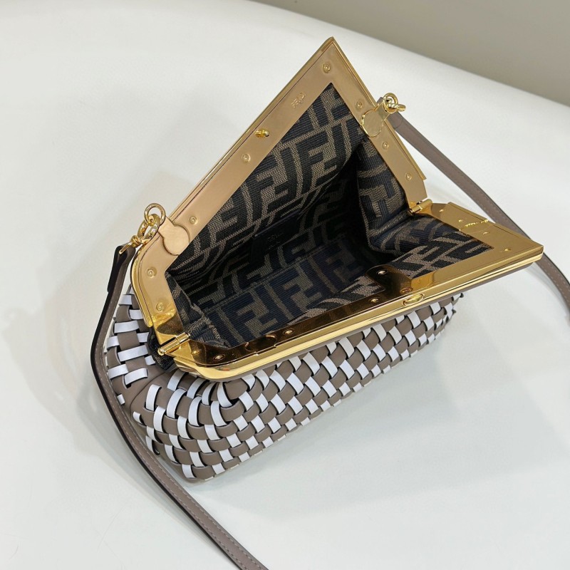 Fendi First 手拿包 / 单肩包