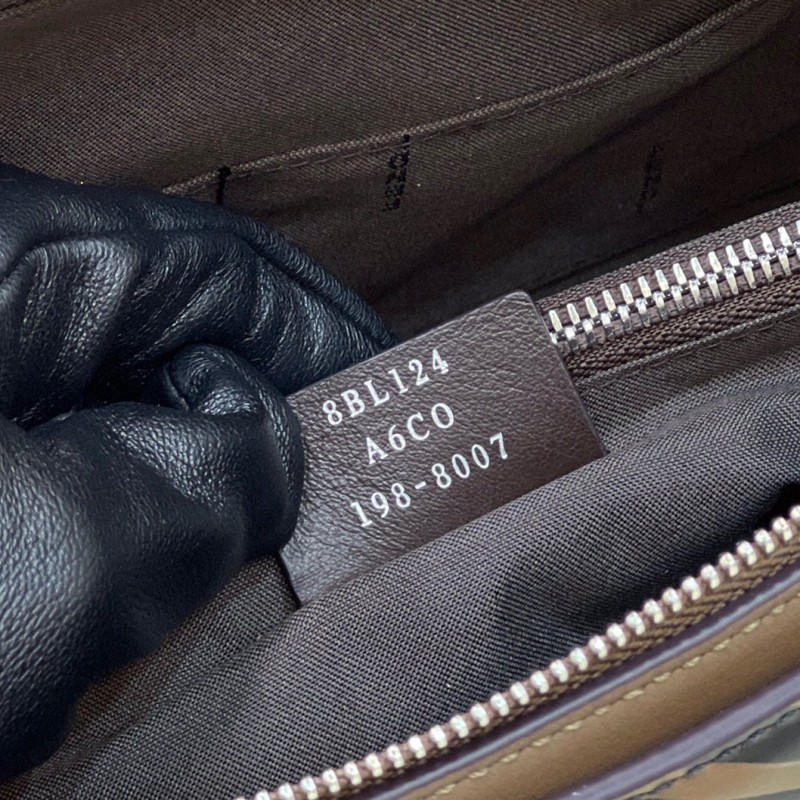 Fendi First 手提包