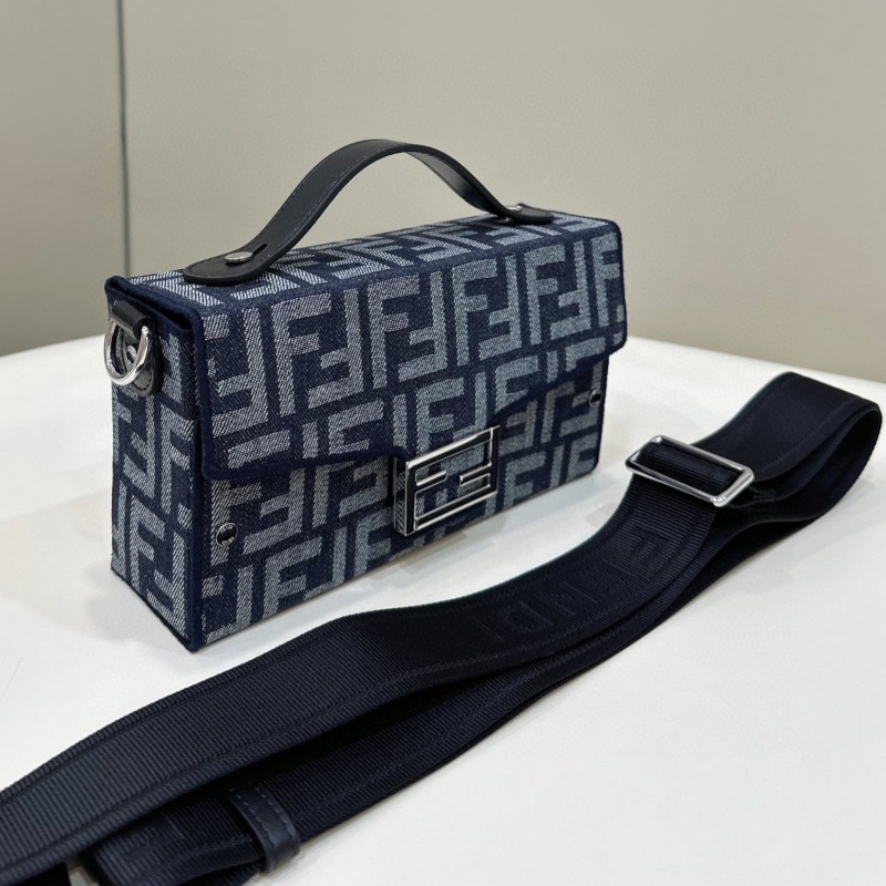 Fendi 盒子包