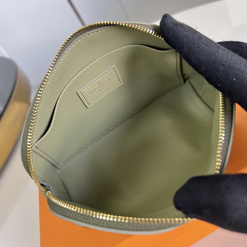 LV Pochette Cosmetique 