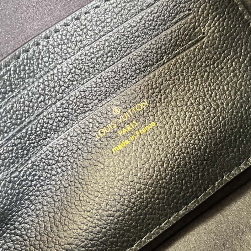 LV Wallet On Chain Ivy