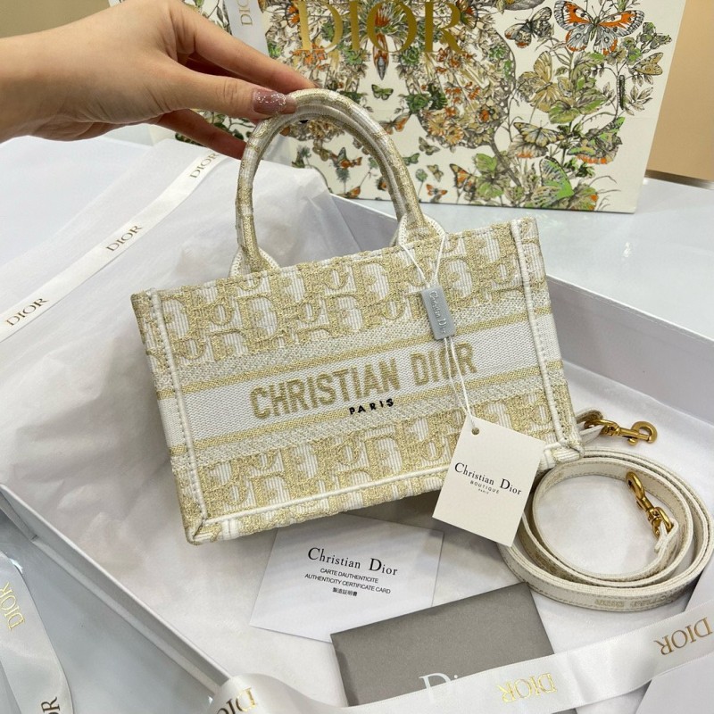 Dior Book Tote (X’mas Edition)