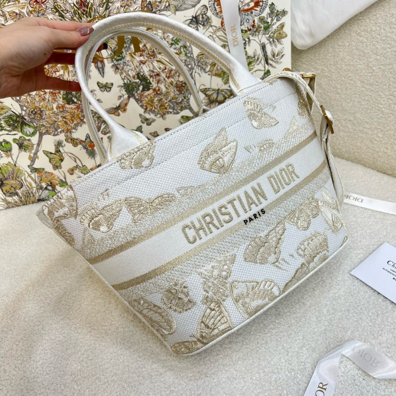 Dior 菜篮子 (X’mas Edition)