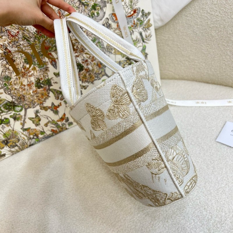 Dior 菜篮子 (X’mas Edition)