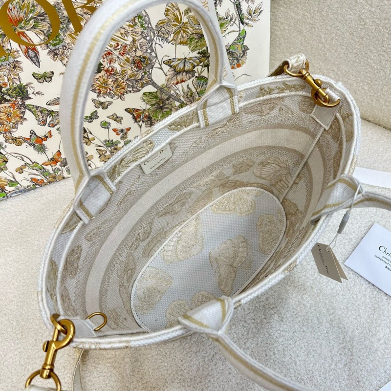Dior 菜篮子 (X’mas Edition)