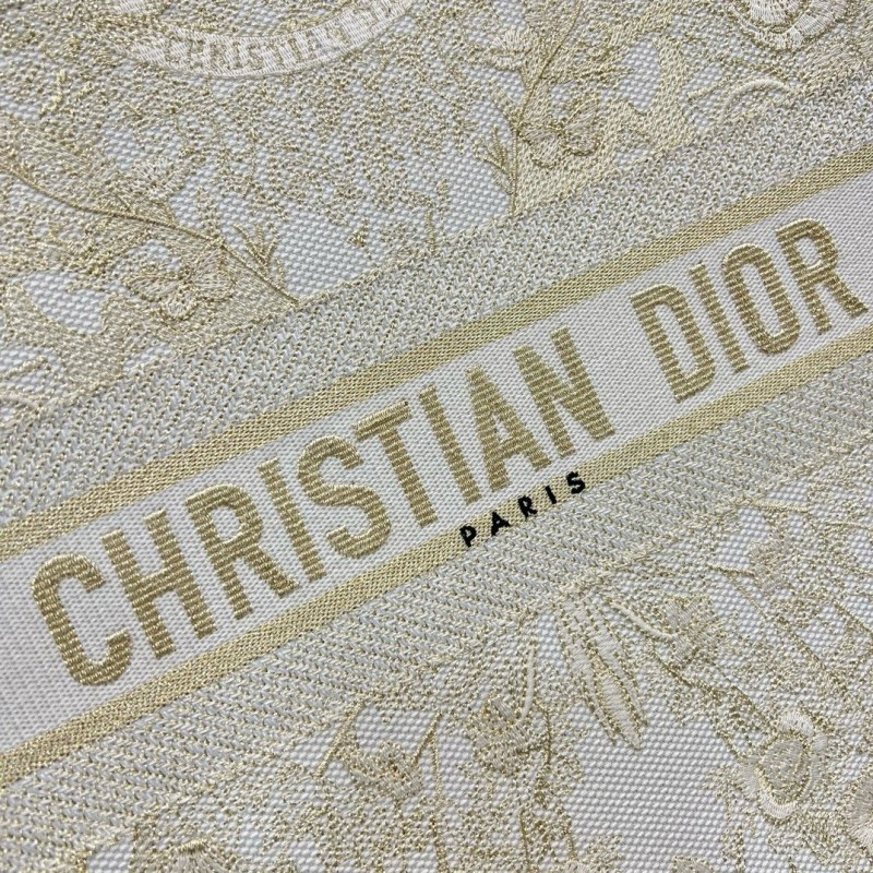Dior Book Tote (X’mas Edition)