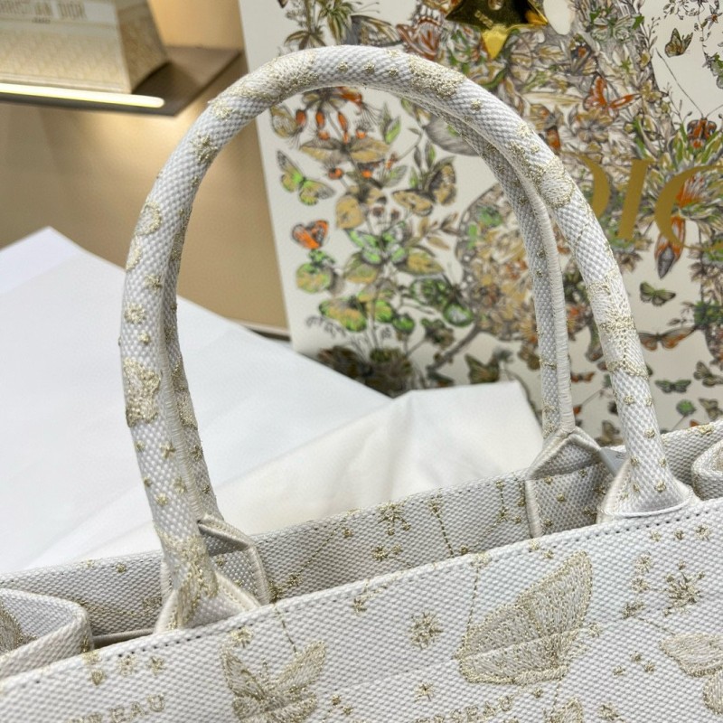 Dior Book Tote (X’mas Edition)