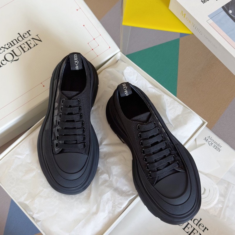 MCQ Unisex Shoes