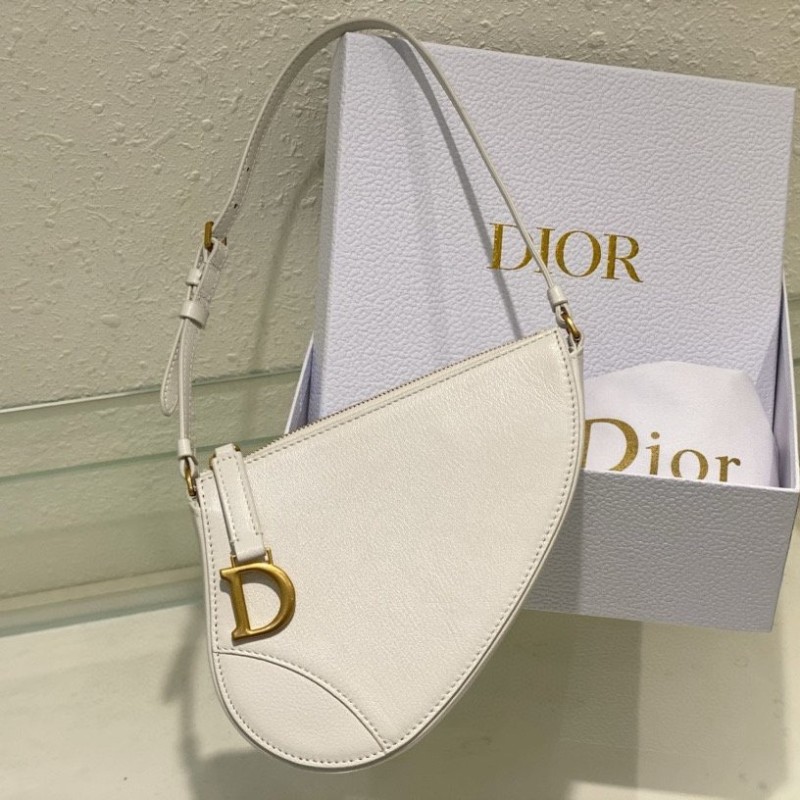 Dior 马鞍包