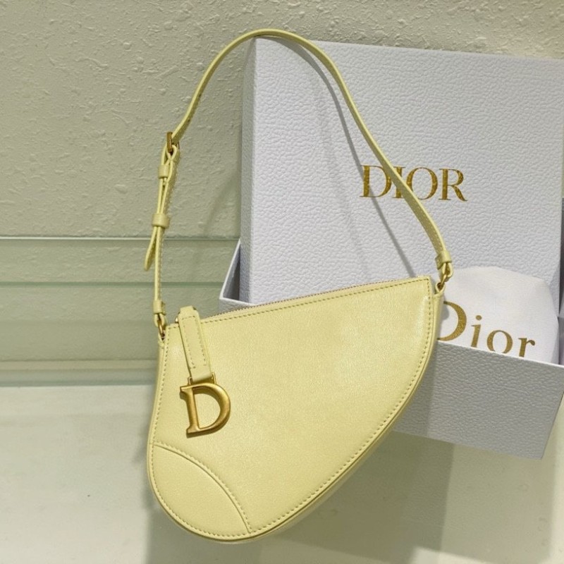 Dior 马鞍包