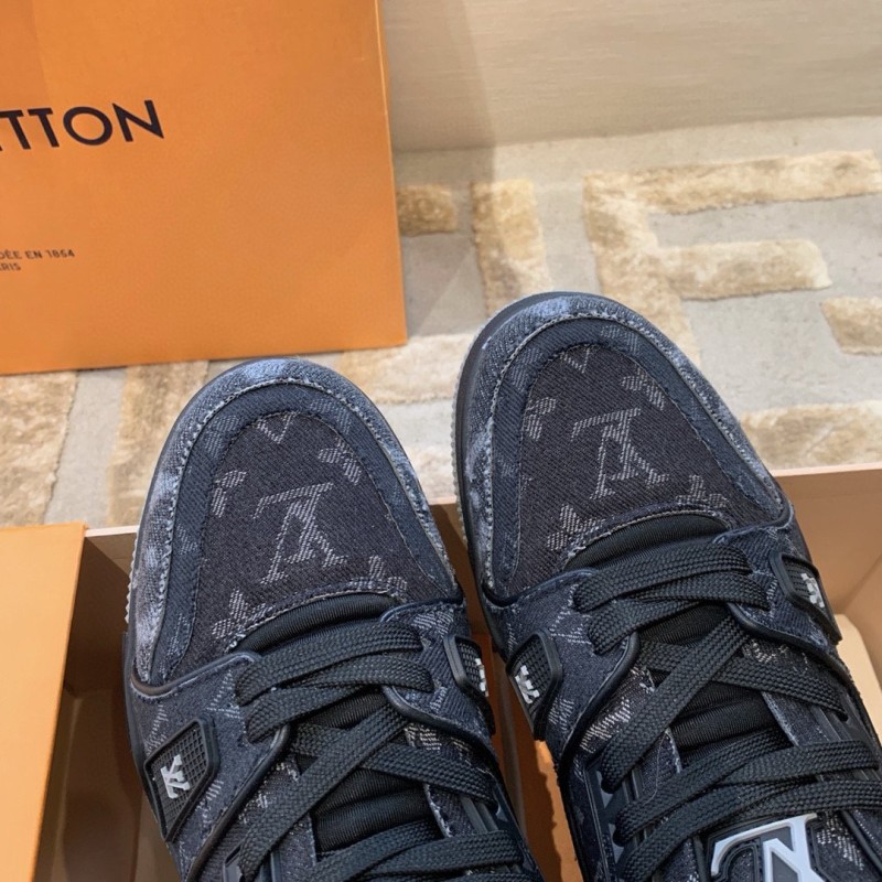 LV Unisex Trainer Sneaker