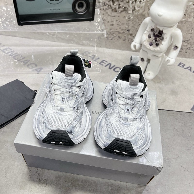 Balenciaga Unisex Runner Sneakers