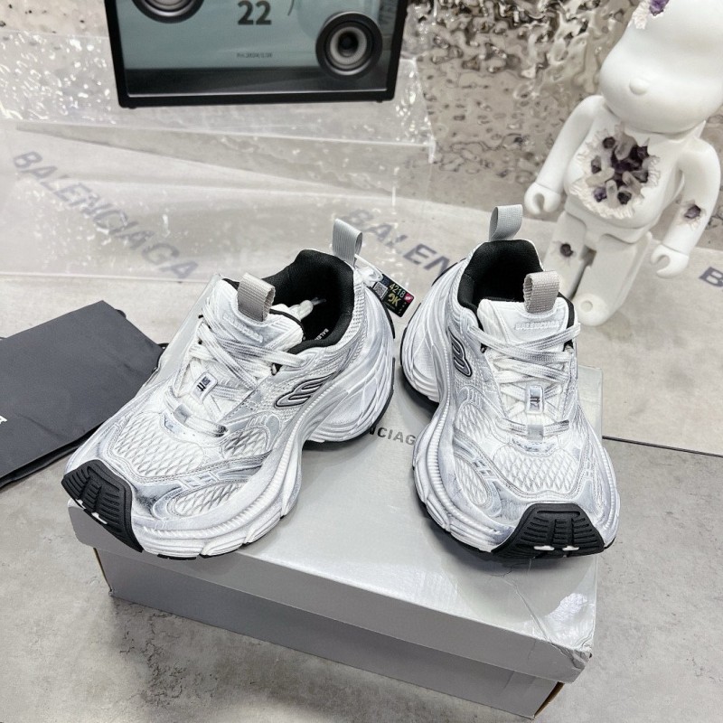 Balenciaga Unisex Runner Sneakers
