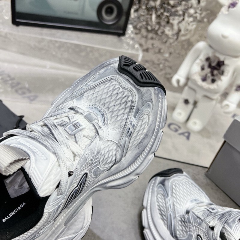 Balenciaga Unisex Runner Sneakers