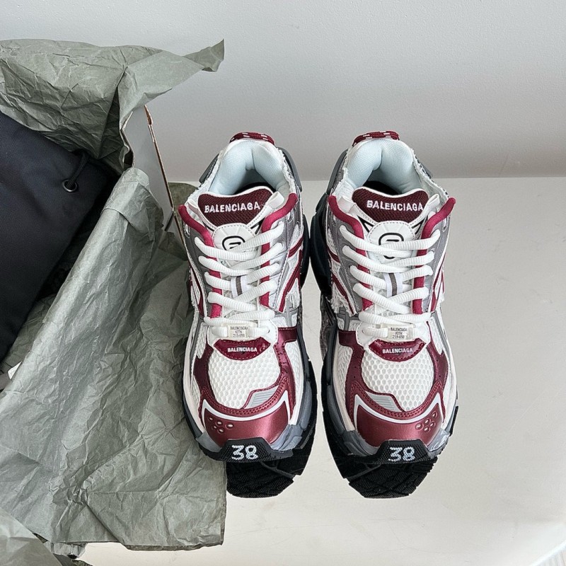 Balenciaga Unisex Runner 7.0 Sneakers
