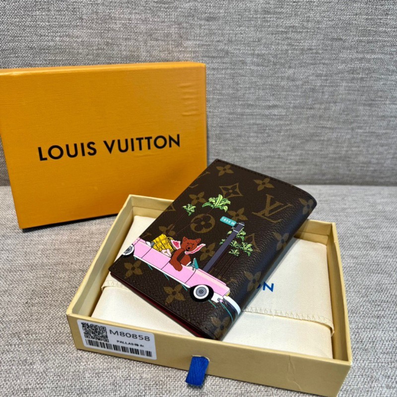 LV Passport holder