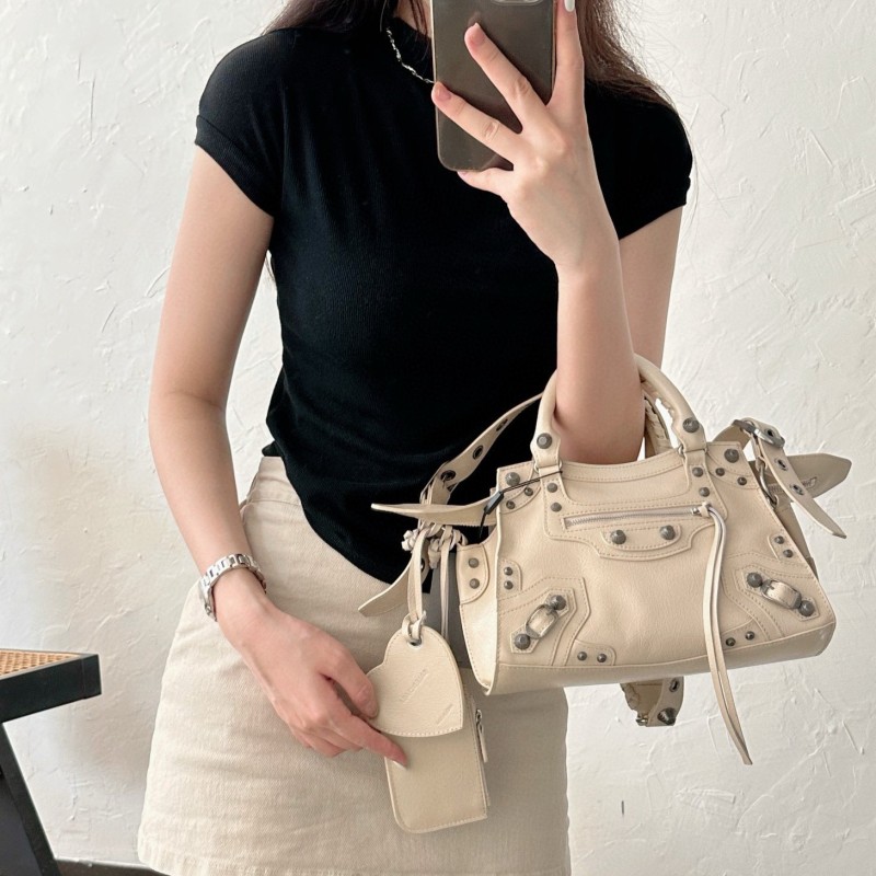 Balenciaga Neo Cagole 机车包