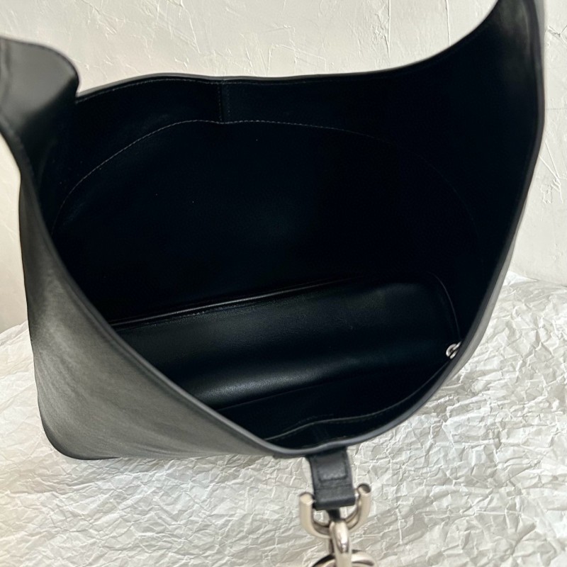 Balenciaga Locker Hobo (M)