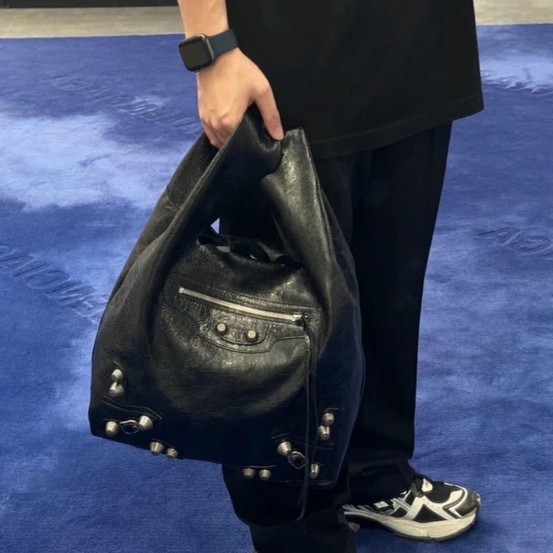 Balenciaga Le Cagole