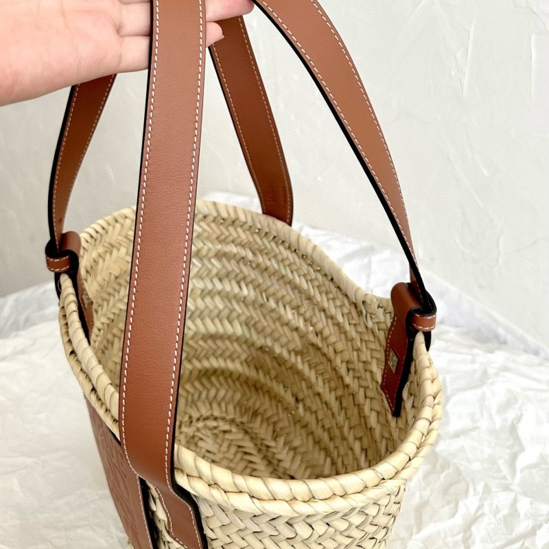 Loewe Basket