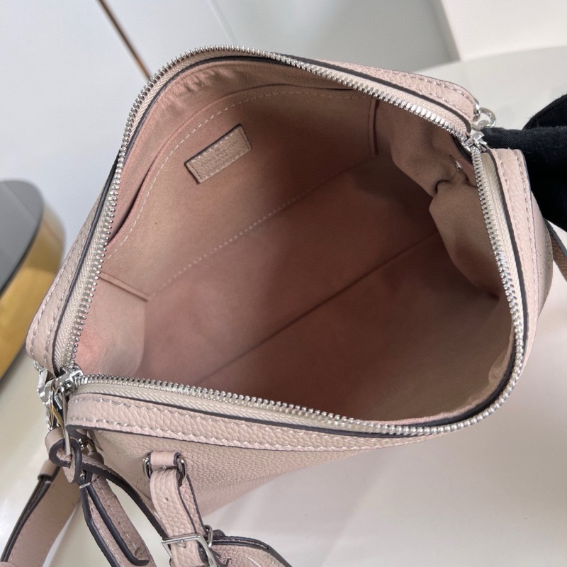 LV Mahina Hand It All