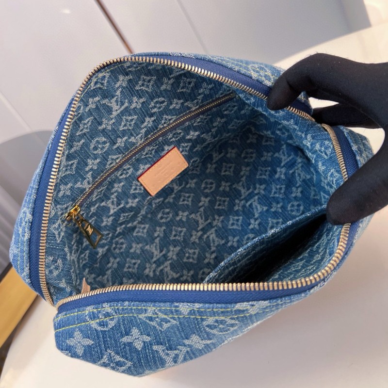 LV Pochette Cosmetique Vanity