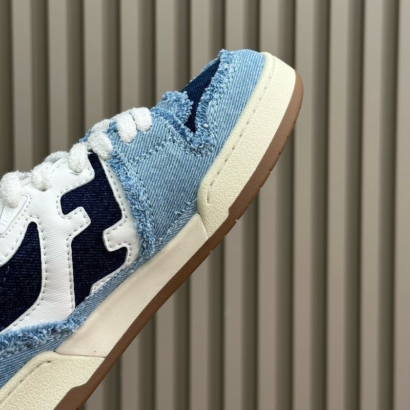 Fendi Unisex Clunky Sneakers