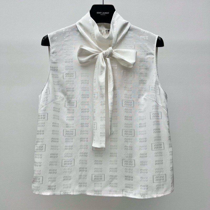 MiuMiu Shirt & Skits 