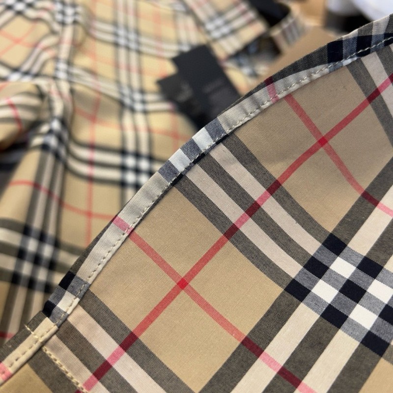 Burberry Unisex Shirt