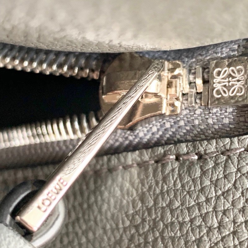Loewe Puzzle Bag