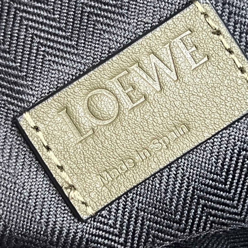 Loewe Messenger Bag