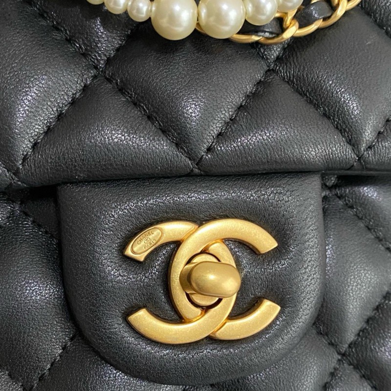Chanel 24P 珍珠方胖子