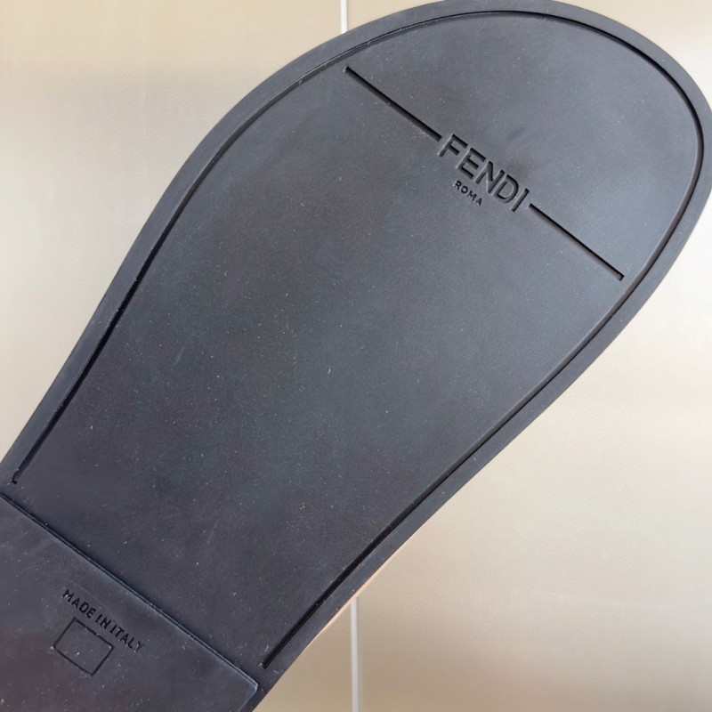 Fendi Unisex Sandals